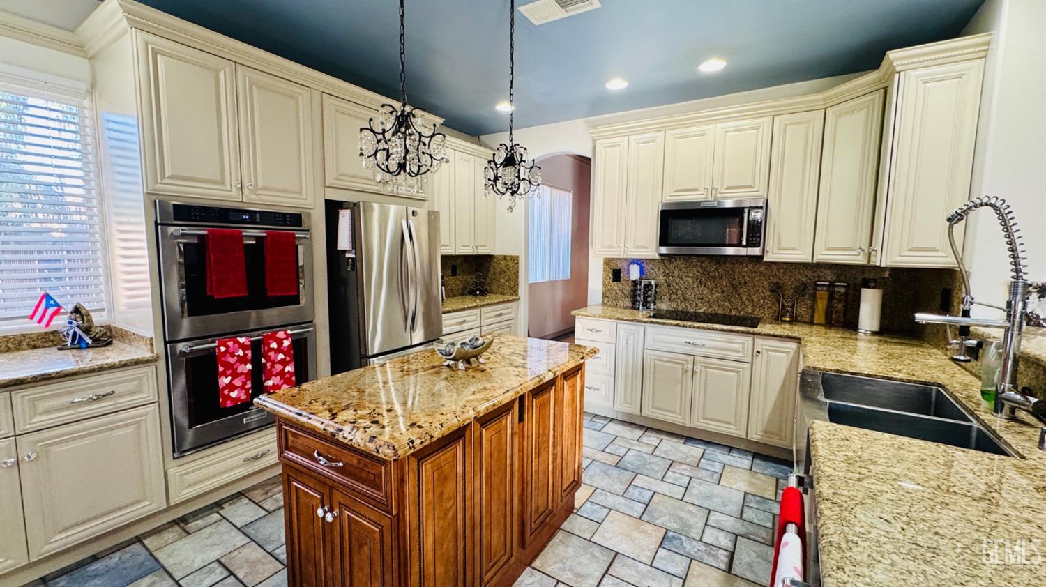 6115 Cloud Peak Court — photo 12