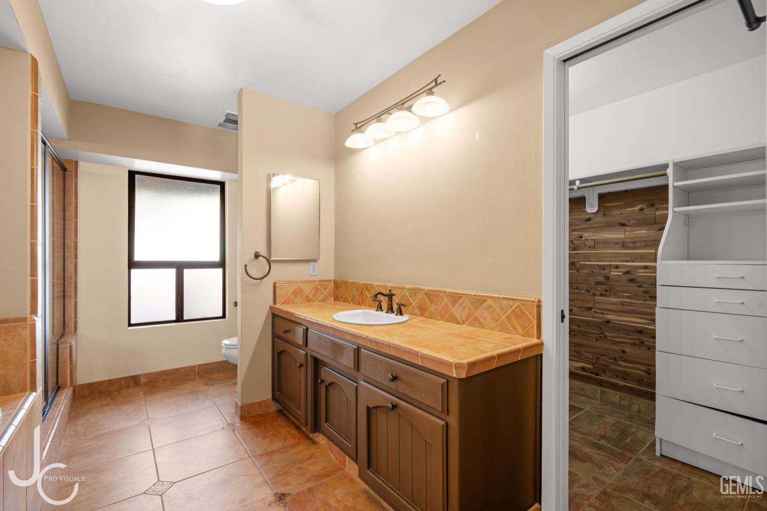 12139 Cattle King Drive — photo 31