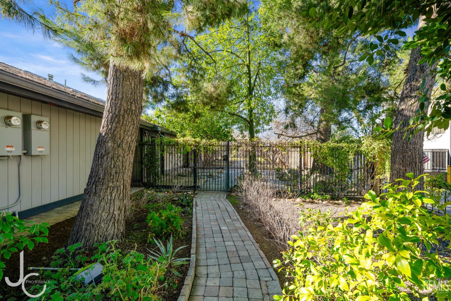 12139 Cattle King Drive — photo 44