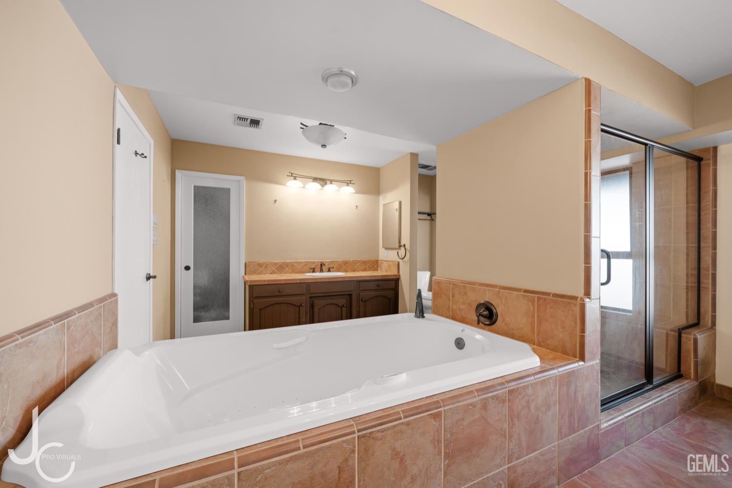 12139 Cattle King Drive — photo 28