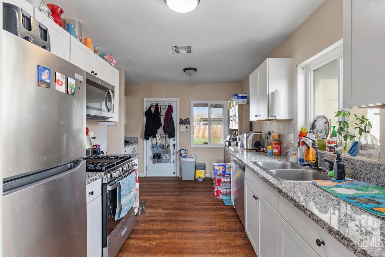 3820 Apache Avenue — photo 11