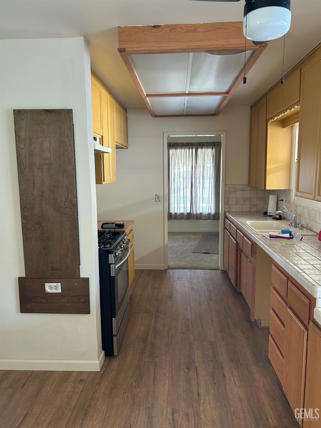 2204 Bedford Way — photo 8