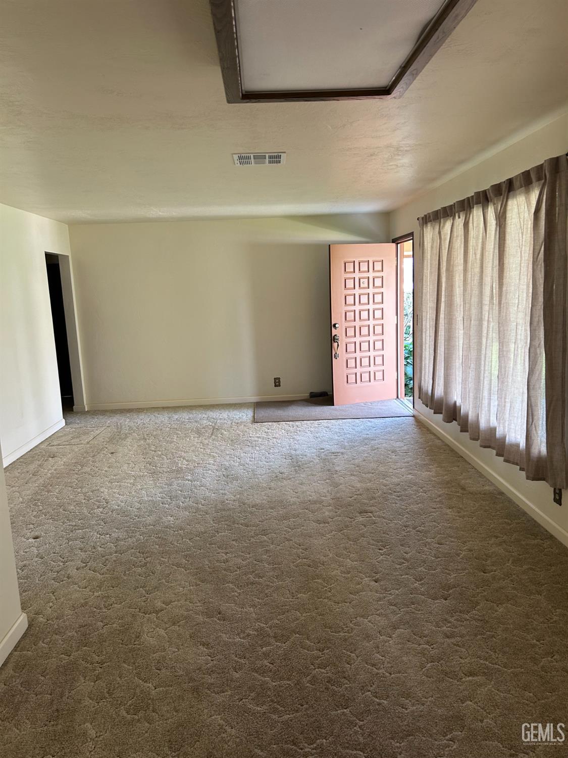 2204 Bedford Way — photo 7