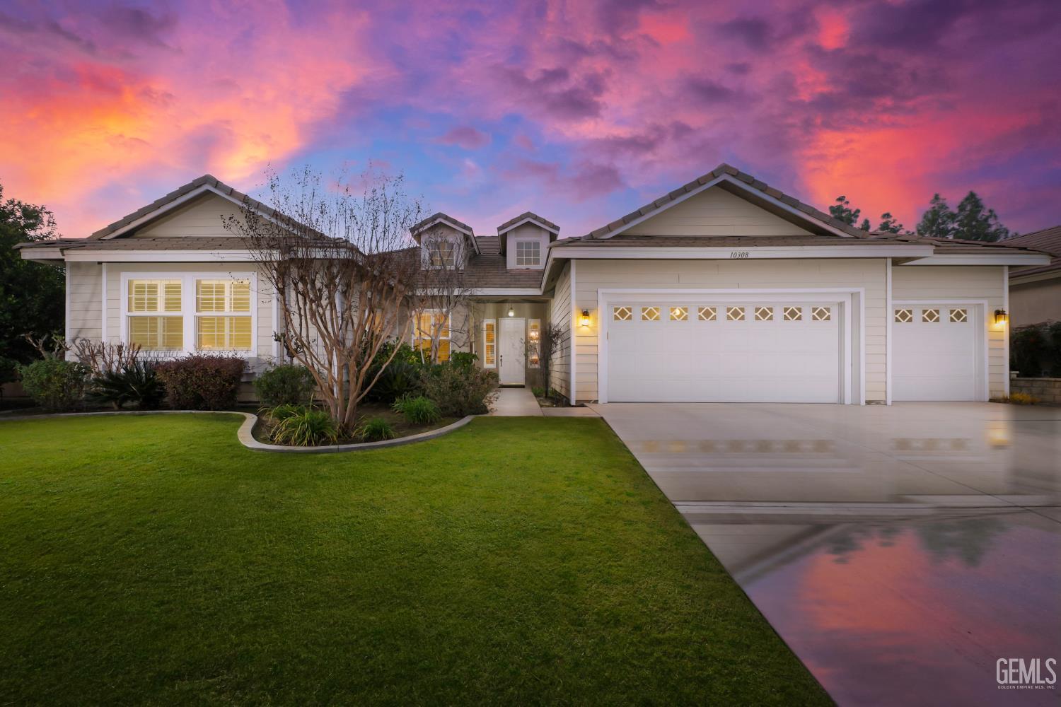 10308 Dutch Iris Drive — photo 34