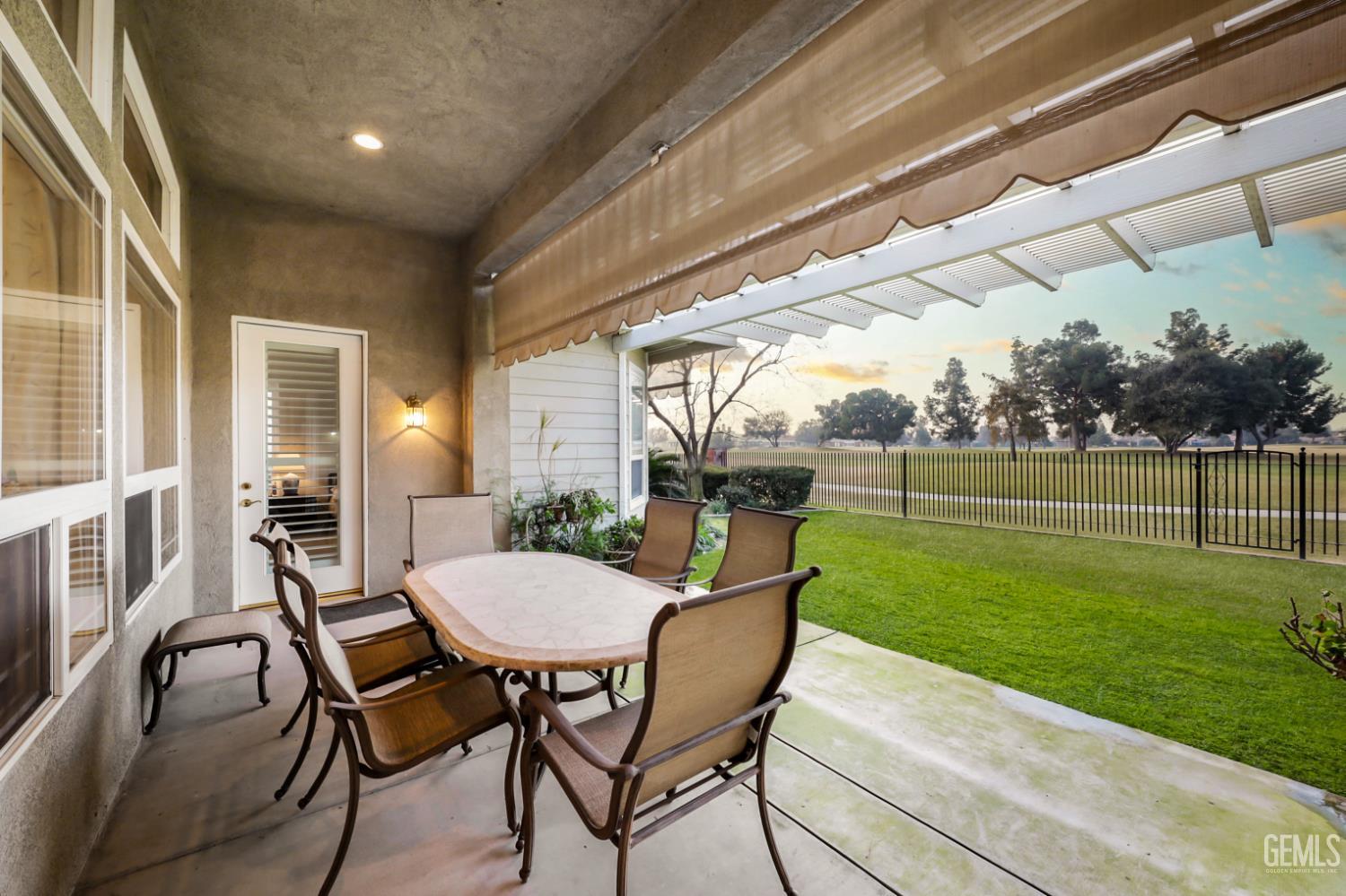 10308 Dutch Iris Drive — photo 27