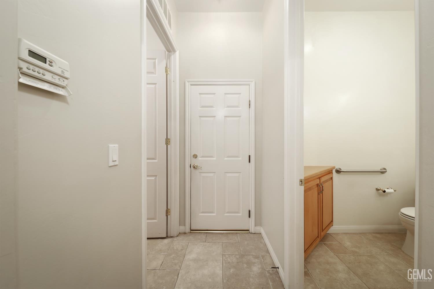 10308 Dutch Iris Drive — photo 23