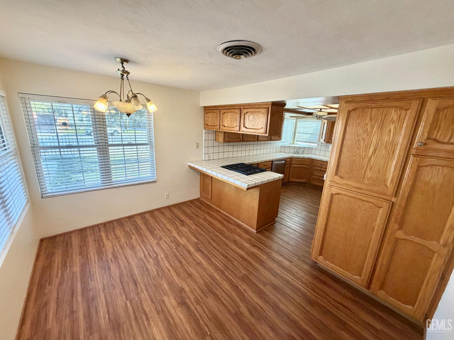 613 El Prado Drive — photo 6