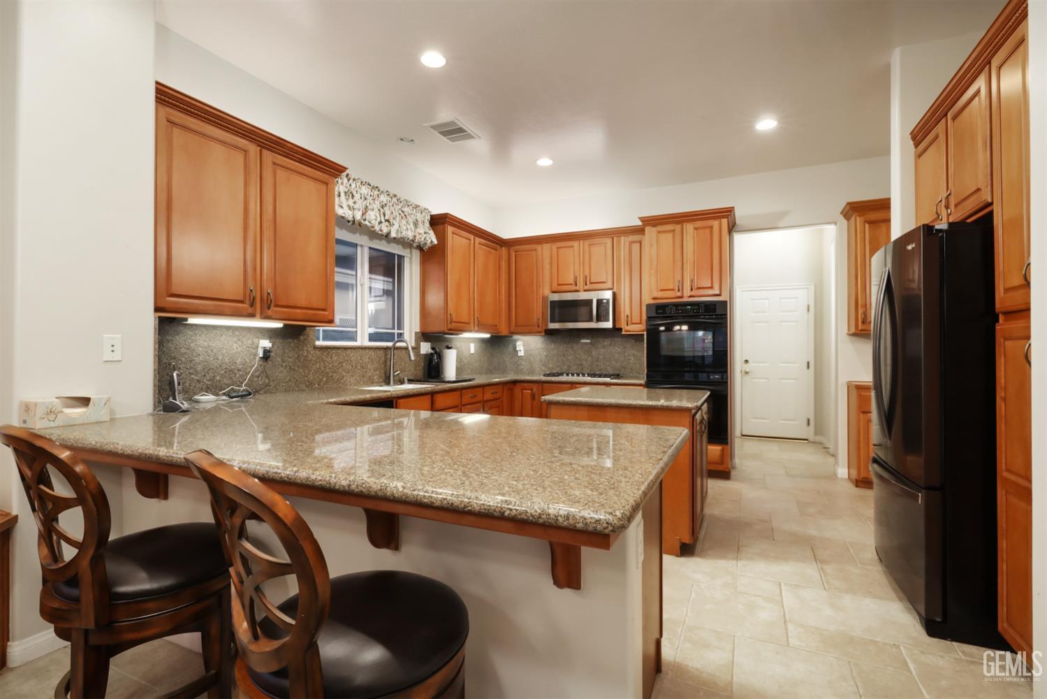 10308 Dutch Iris Drive — photo 9