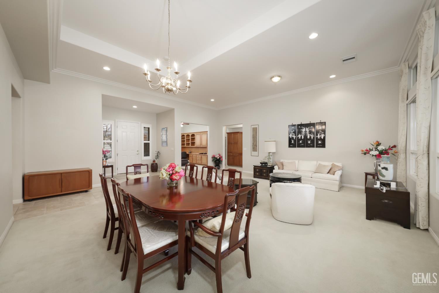 10308 Dutch Iris Drive — photo 6