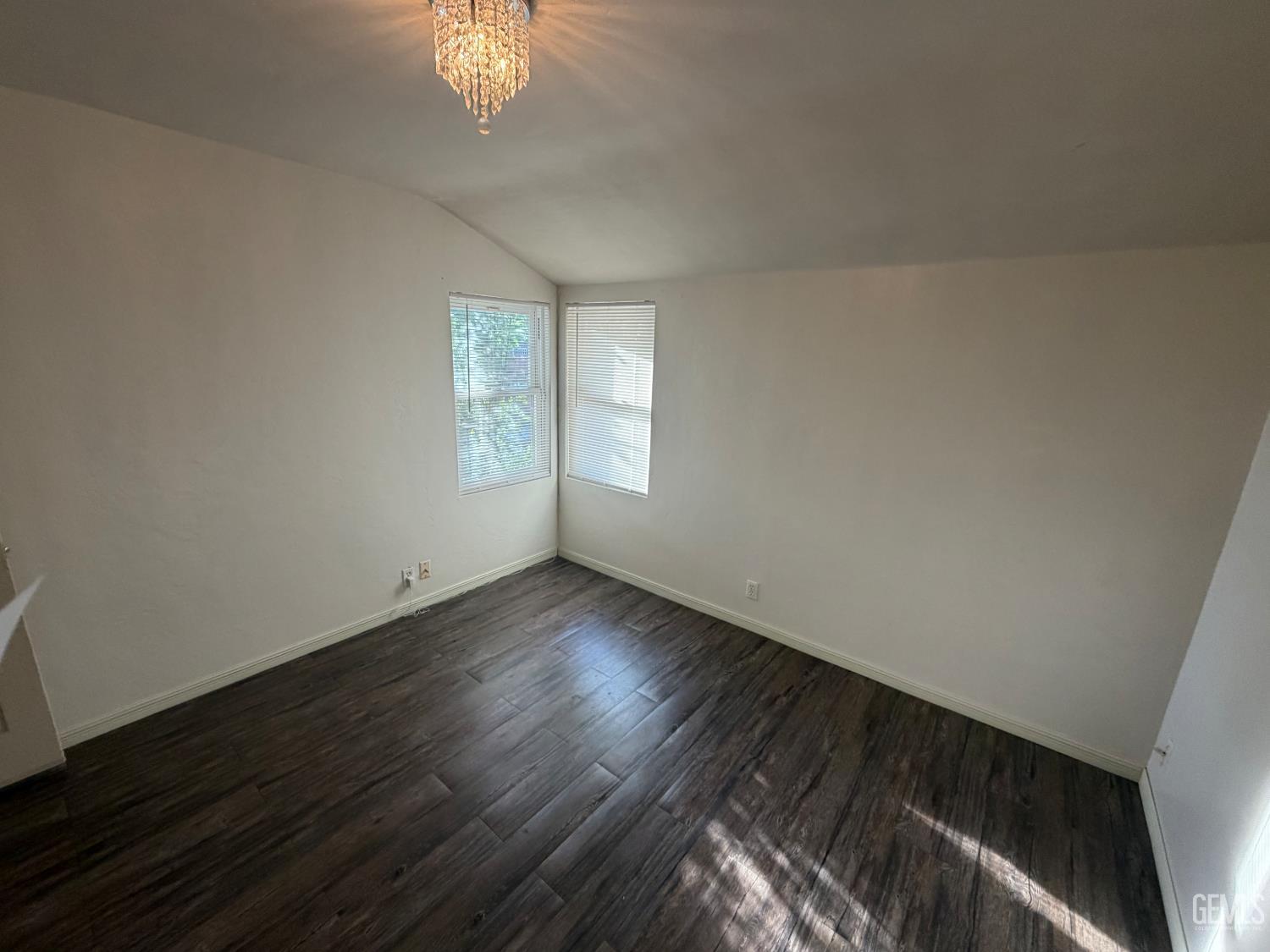 613 El Prado Drive — photo 9