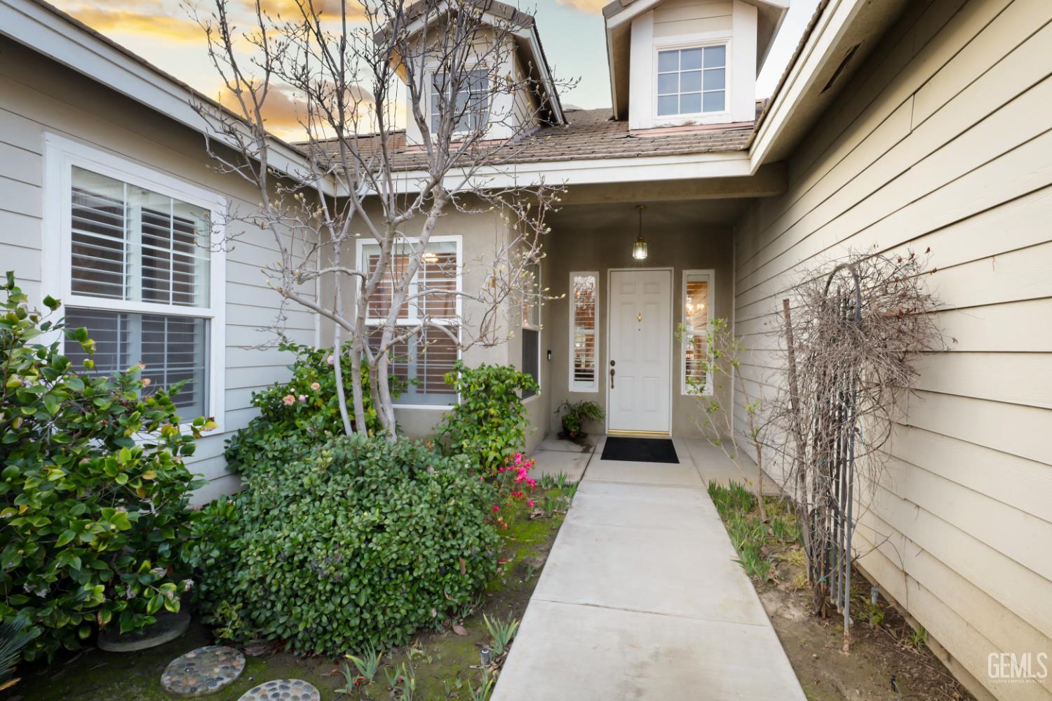 10308 Dutch Iris Drive — photo 37