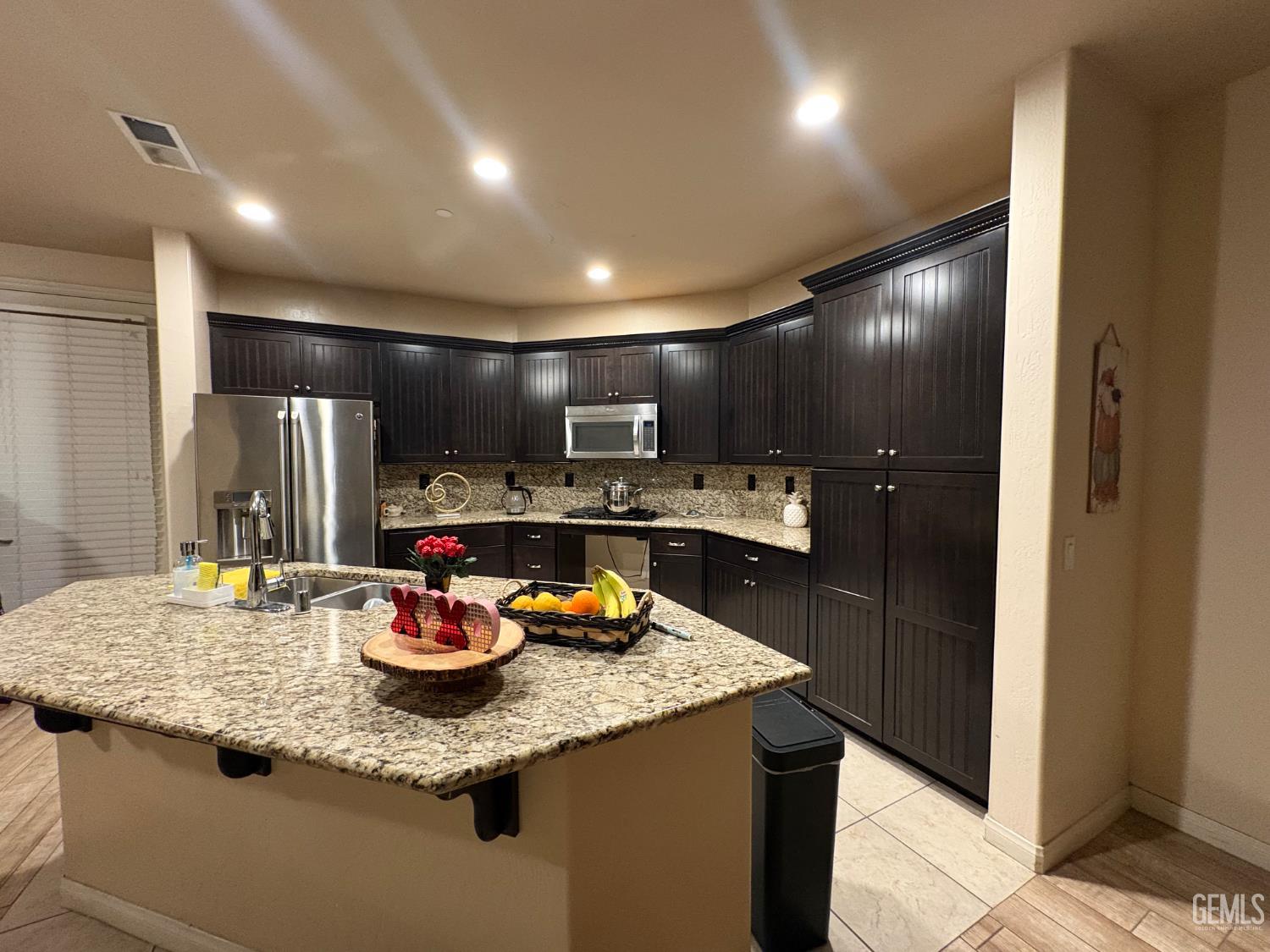 1714 Holt Rinehart Avenue — photo 5