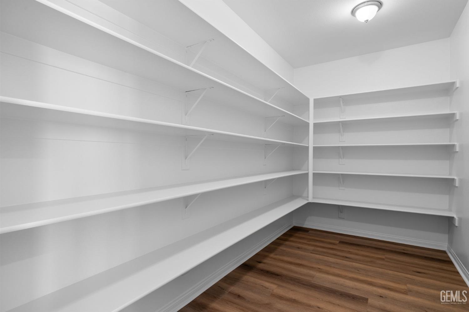 5808 Levanto Street — photo 32