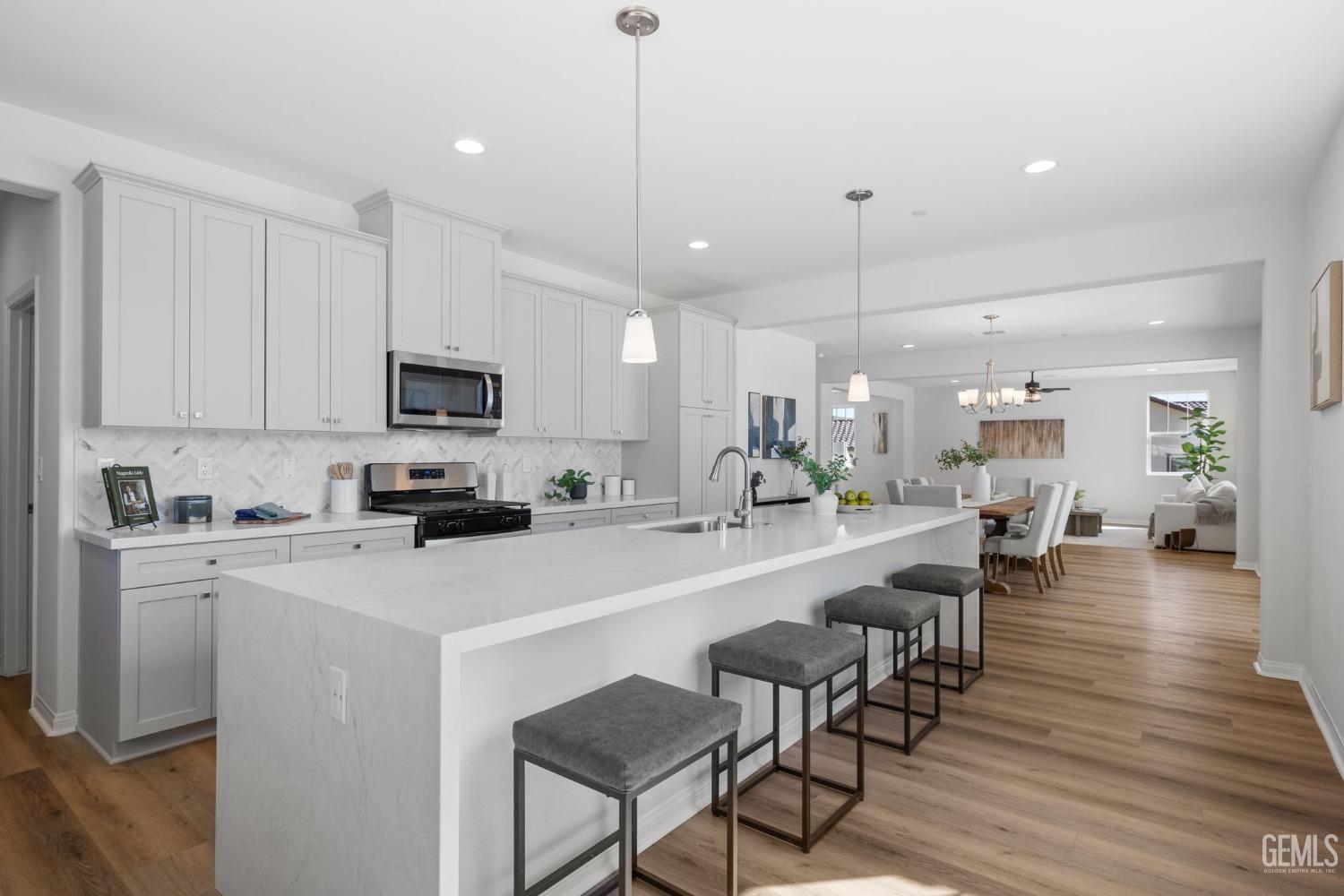 5808 Levanto Street — photo 30