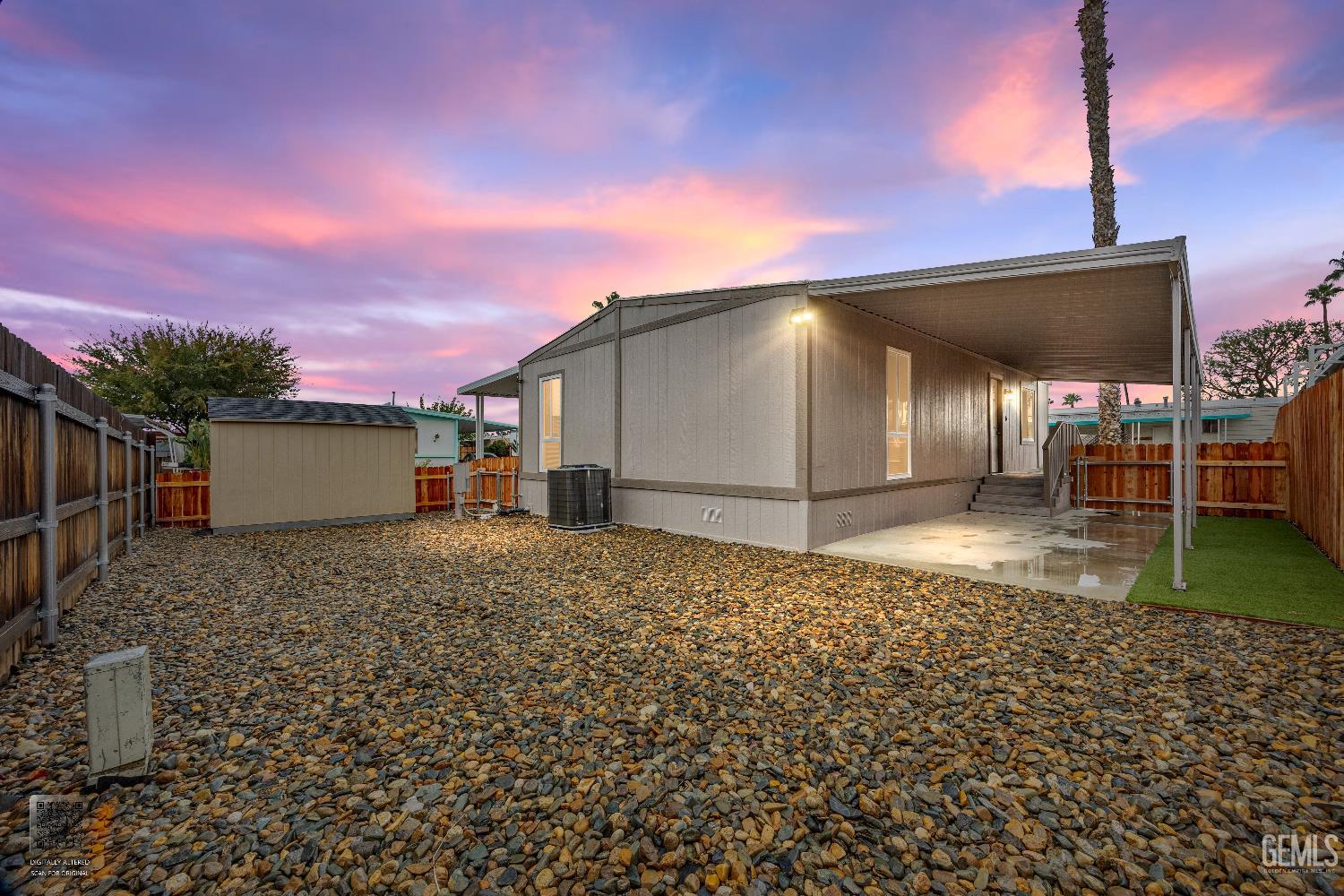 294 Florence Lane — photo 2