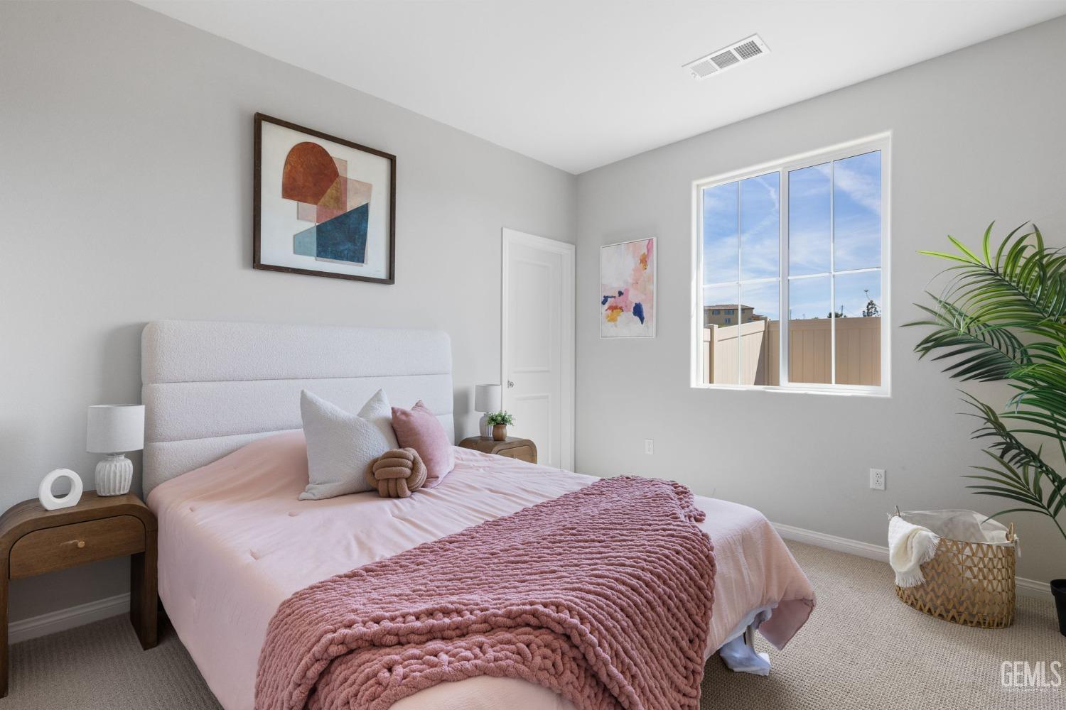 5804 Levanto Street — photo 39