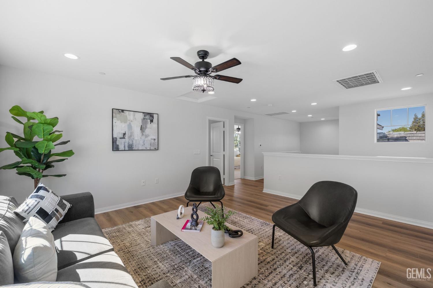 5808 Levanto Street — photo 42