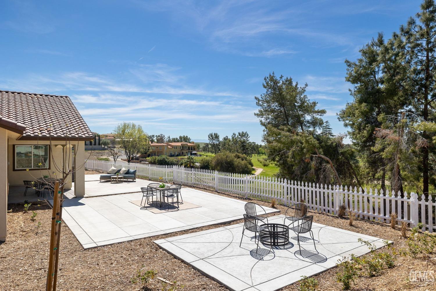 5804 Levanto Street — photo 46
