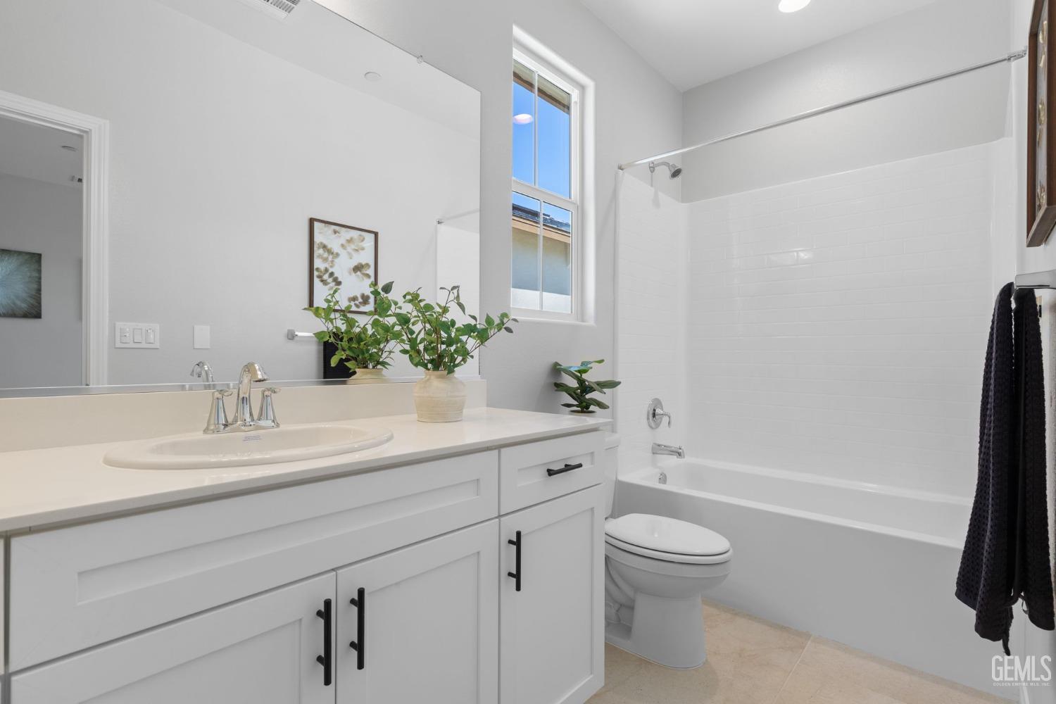 5804 Levanto Street — photo 42
