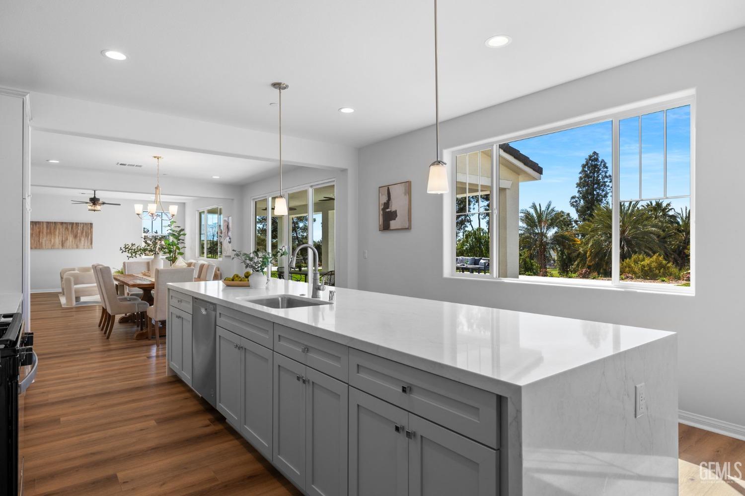 5808 Levanto Street — photo 33