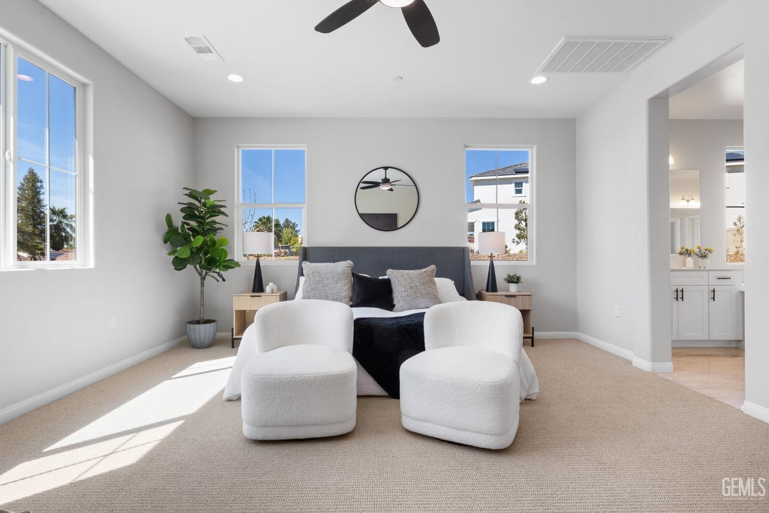5804 Levanto Street — photo 32