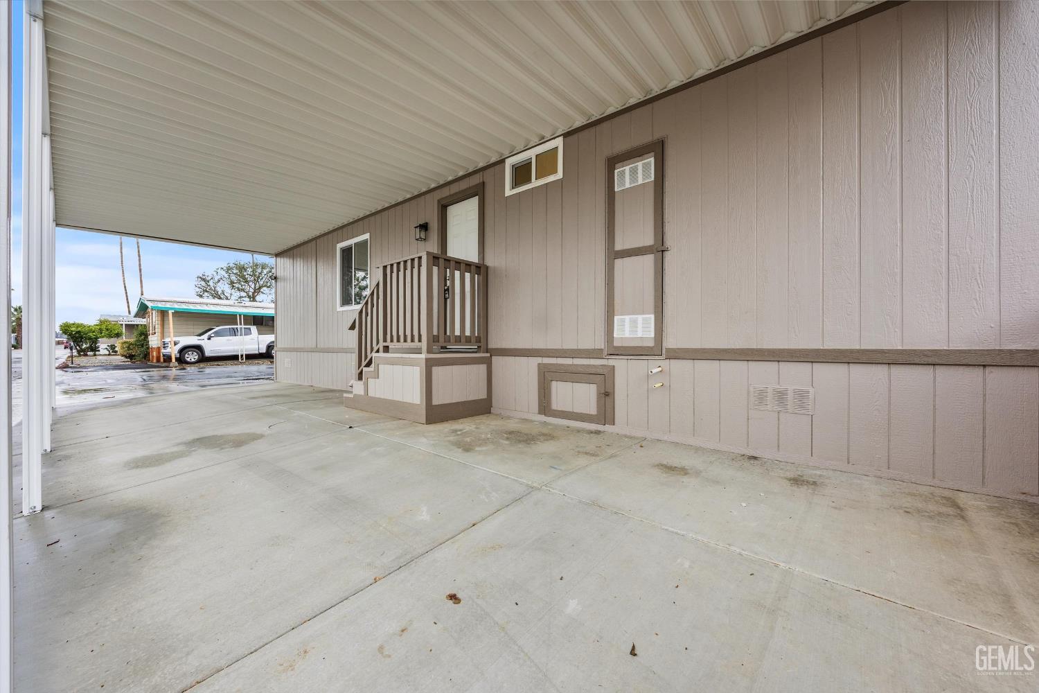 294 Florence Lane — photo 31