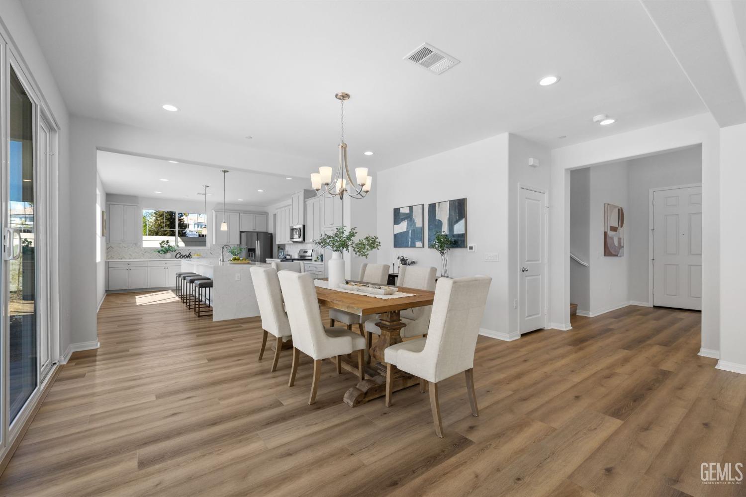 5808 Levanto Street — photo 24