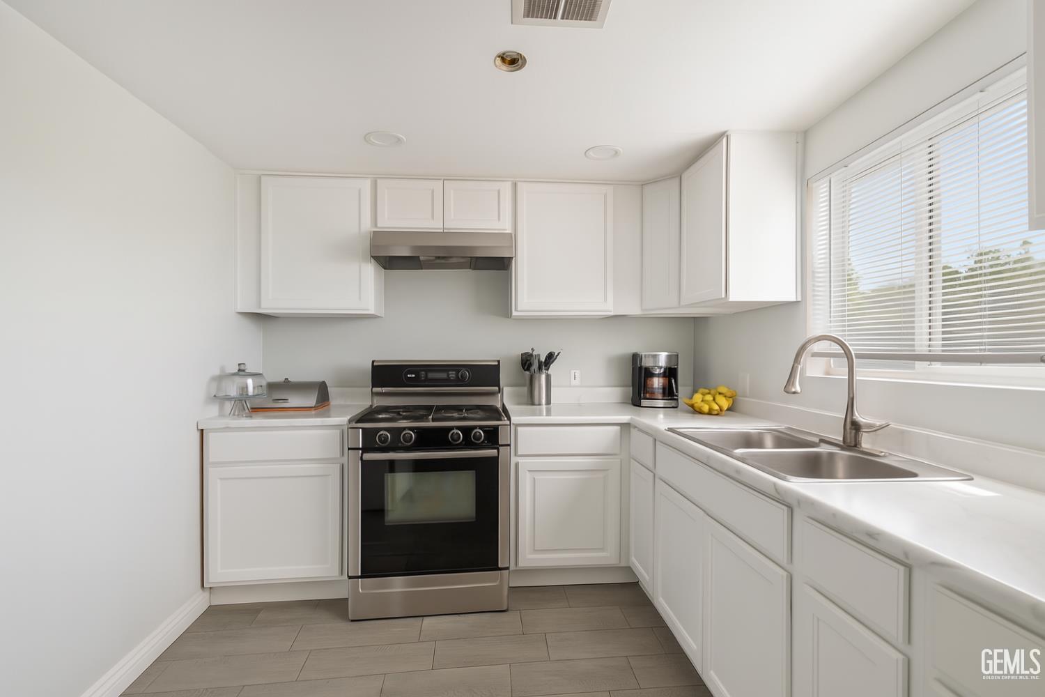 818 Decatur — photo 5