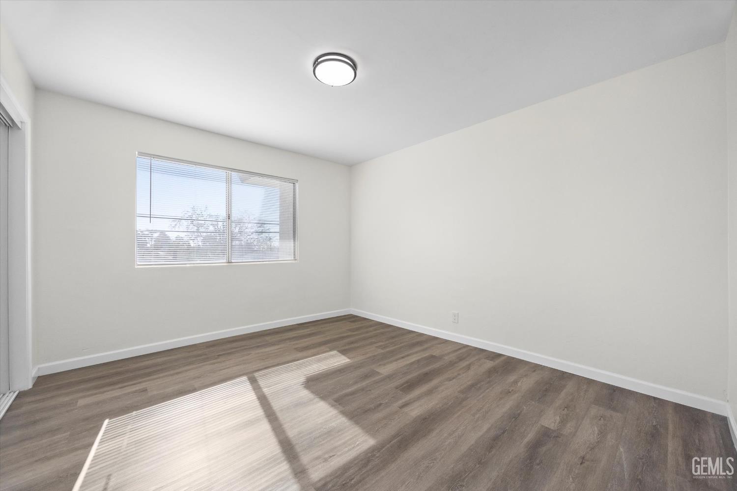 2814 College Avenue — photo 23