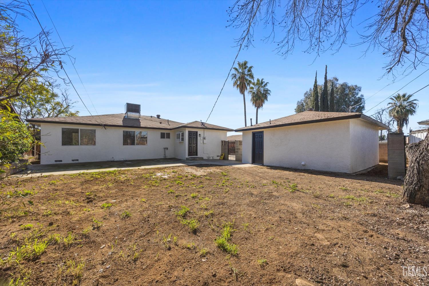2814 College Avenue — photo 34
