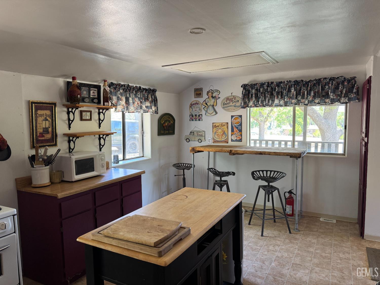 1 Maple Ave — photo 7