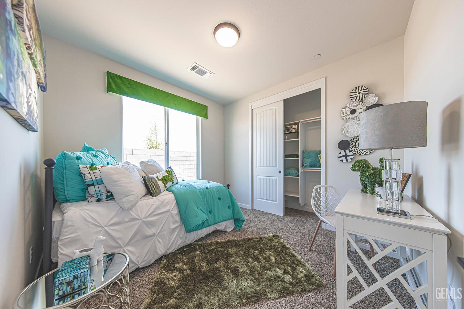11020 Alcazar Avenue — photo 6