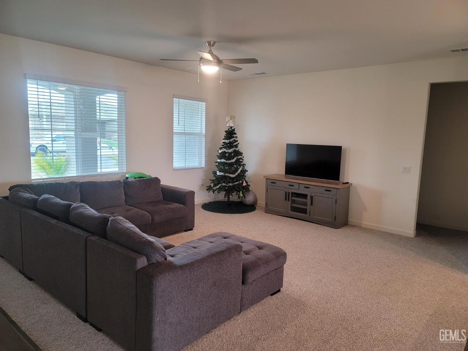 4917 Chukchansi Avenue — photo 5