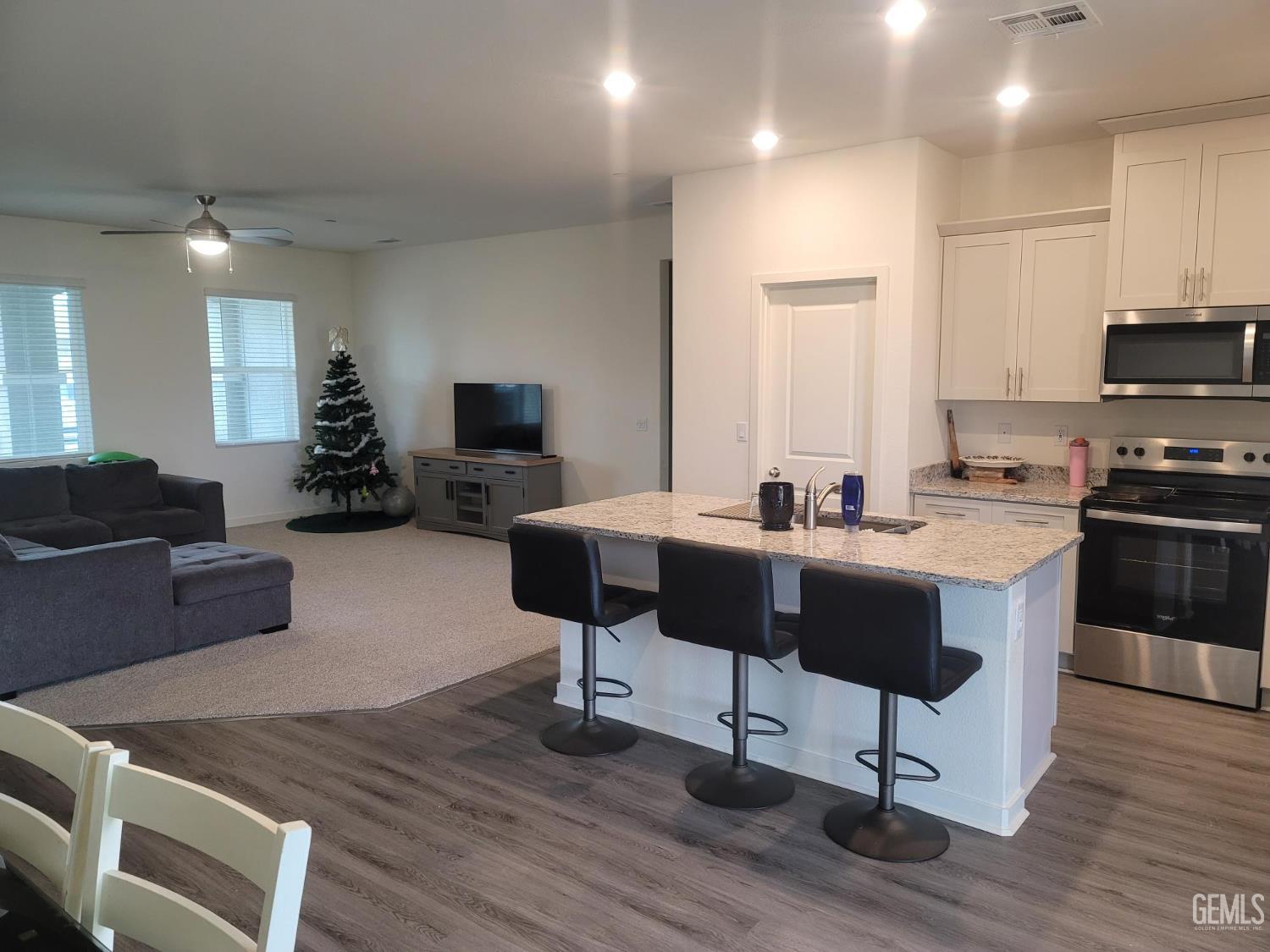 4917 Chukchansi Avenue — photo 7