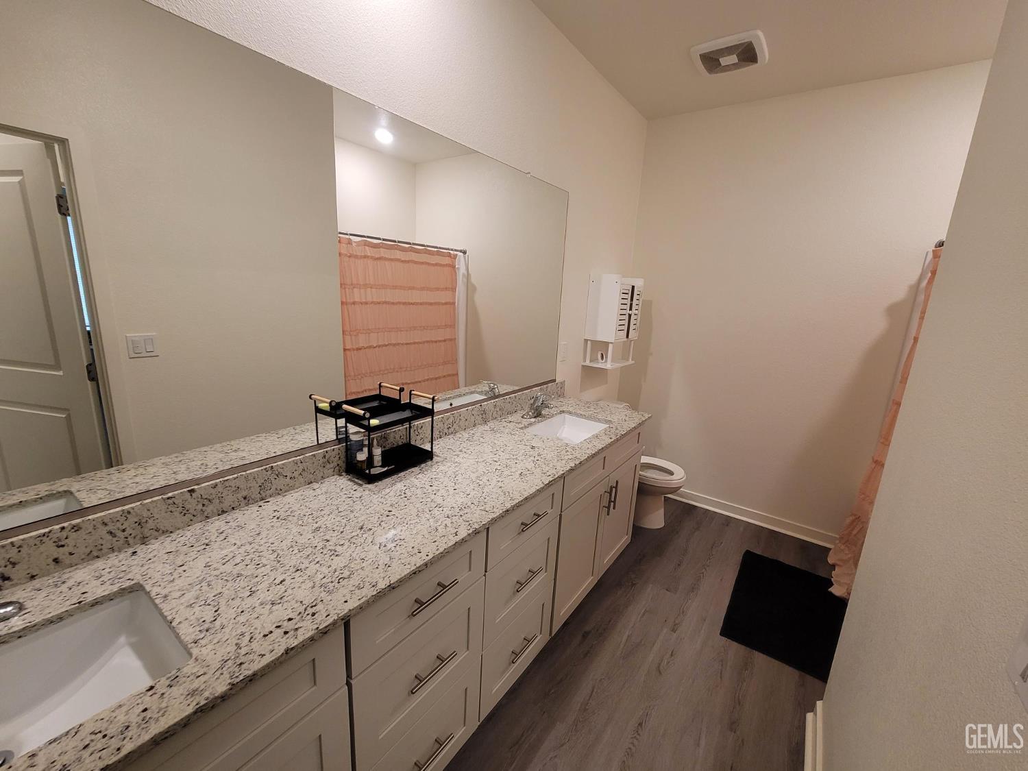 4917 Chukchansi Avenue — photo 11