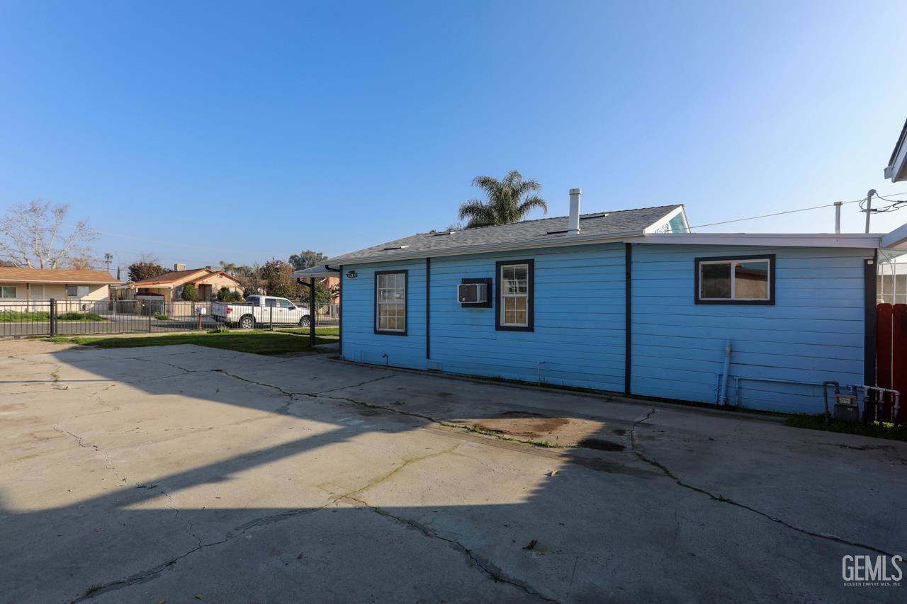 2326 Nelson Street — photo 5