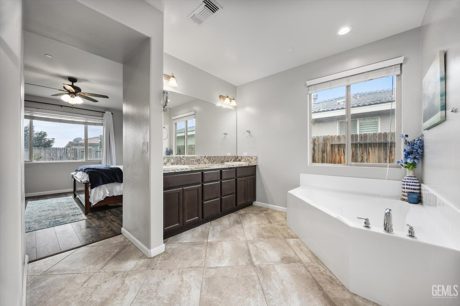 14917 Aldridge Avenue — photo 24