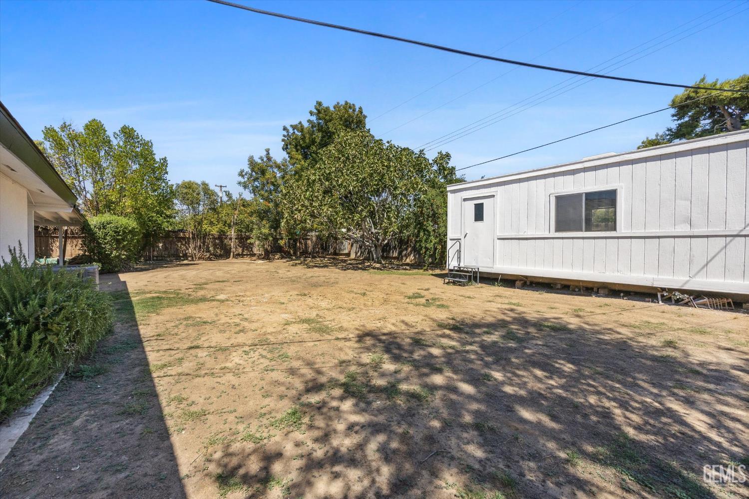 6000 Eugene Place — photo 42