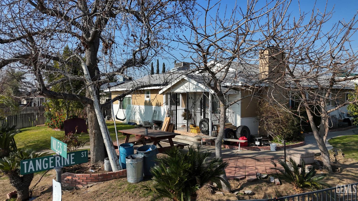 6918 Niles Street — photo 4