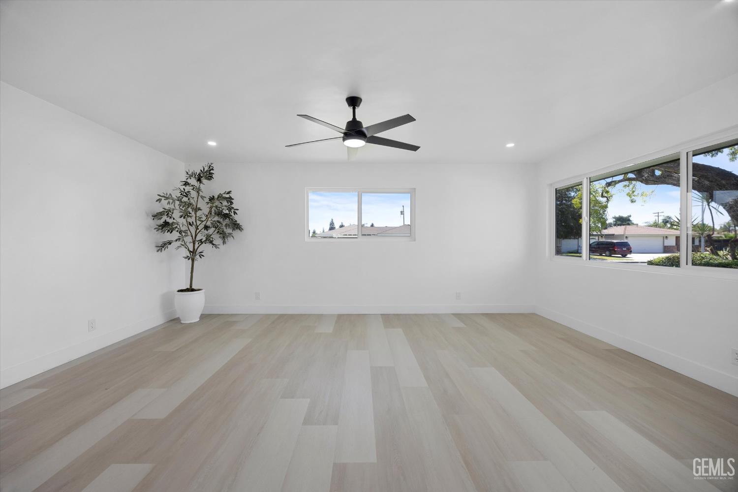 6000 Eugene Place — photo 7
