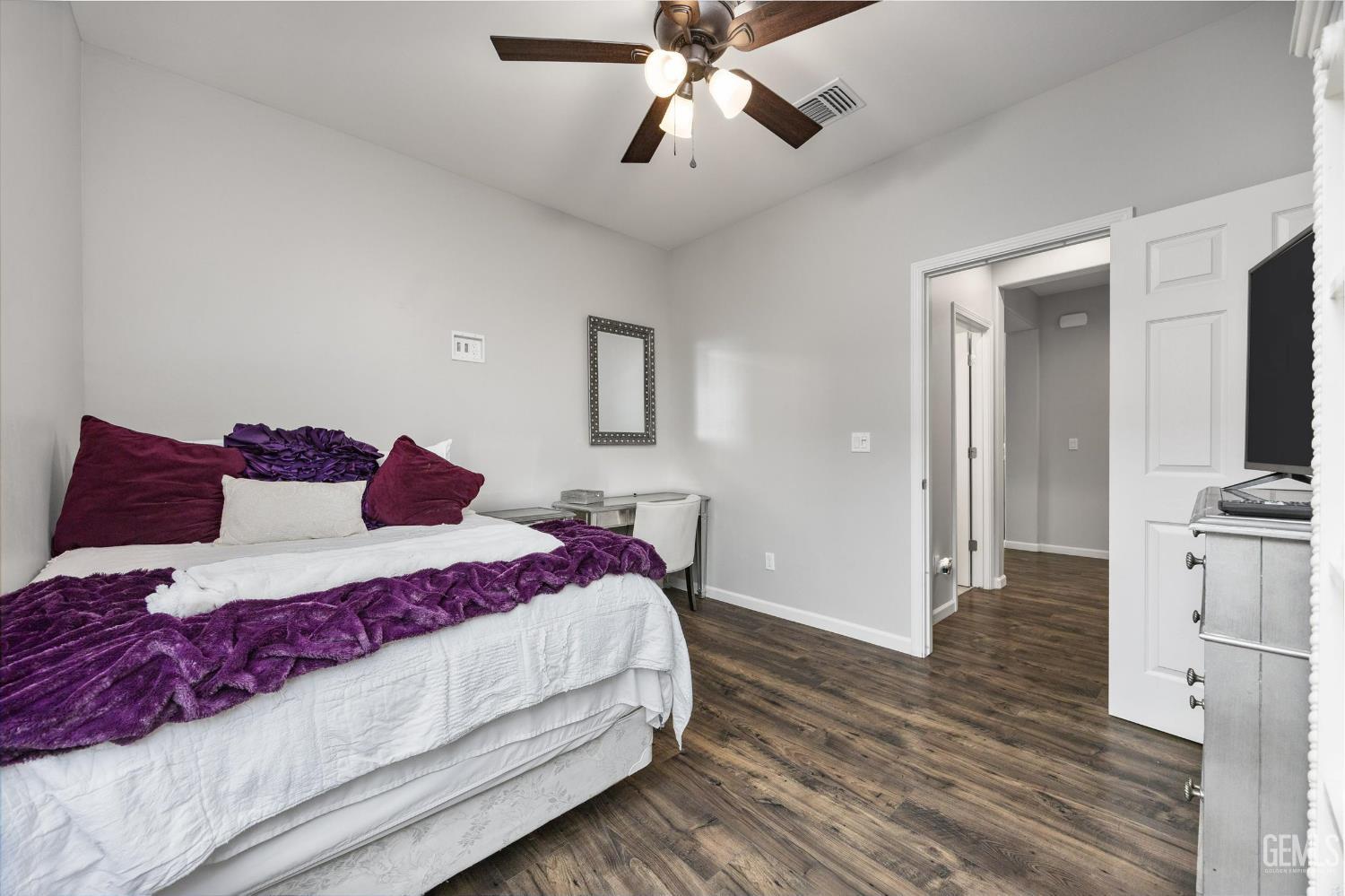 14917 Aldridge Avenue — photo 27