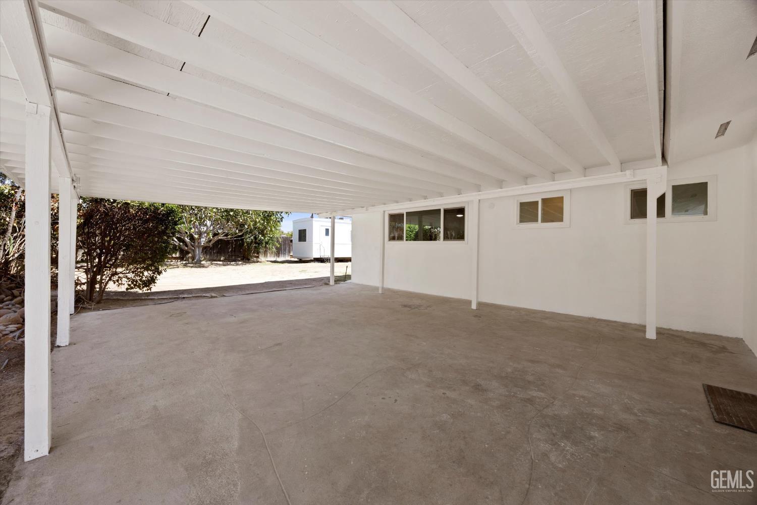 6000 Eugene Place — photo 37