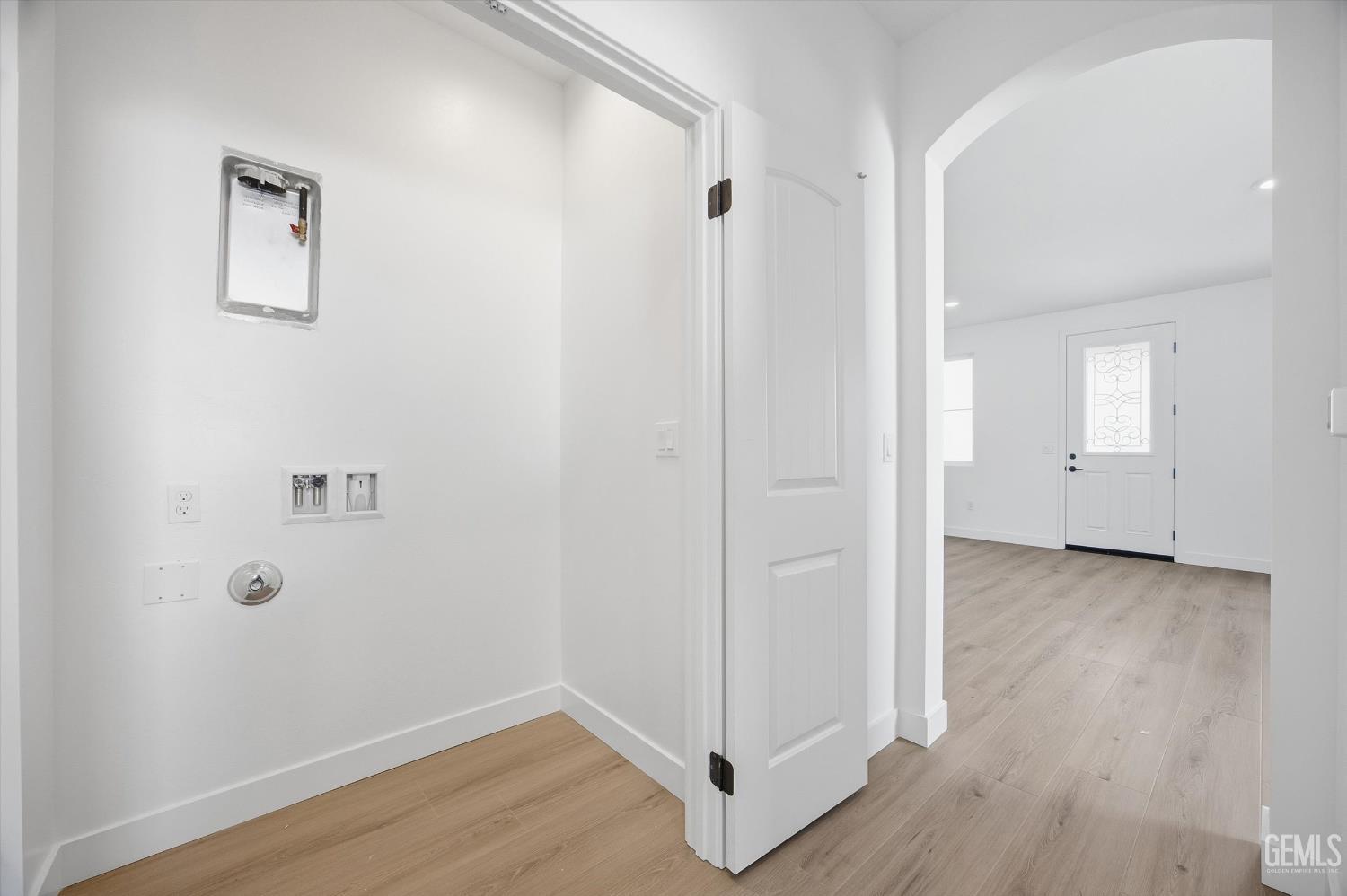 7104 Wintersweet Drive — photo 36
