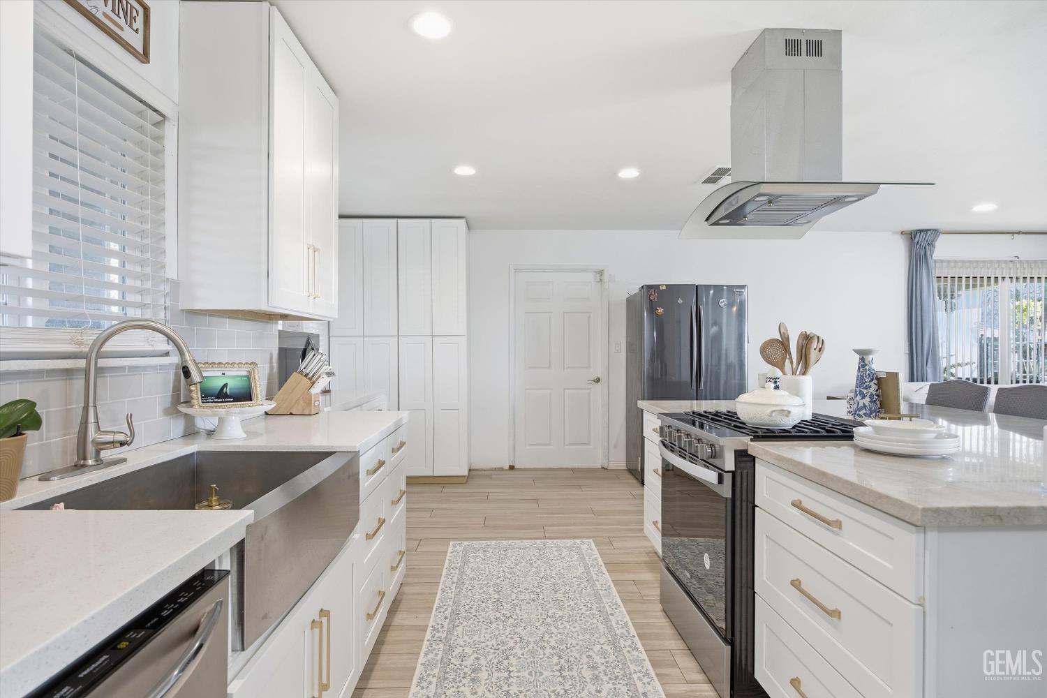 12420 Paddock Place — photo 33
