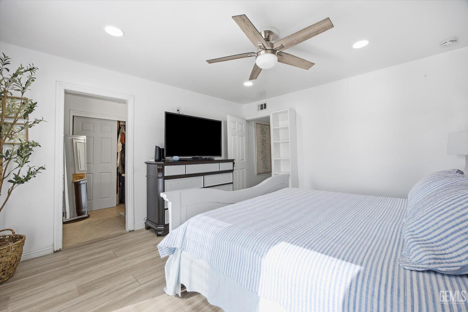 12420 Paddock Place — photo 38
