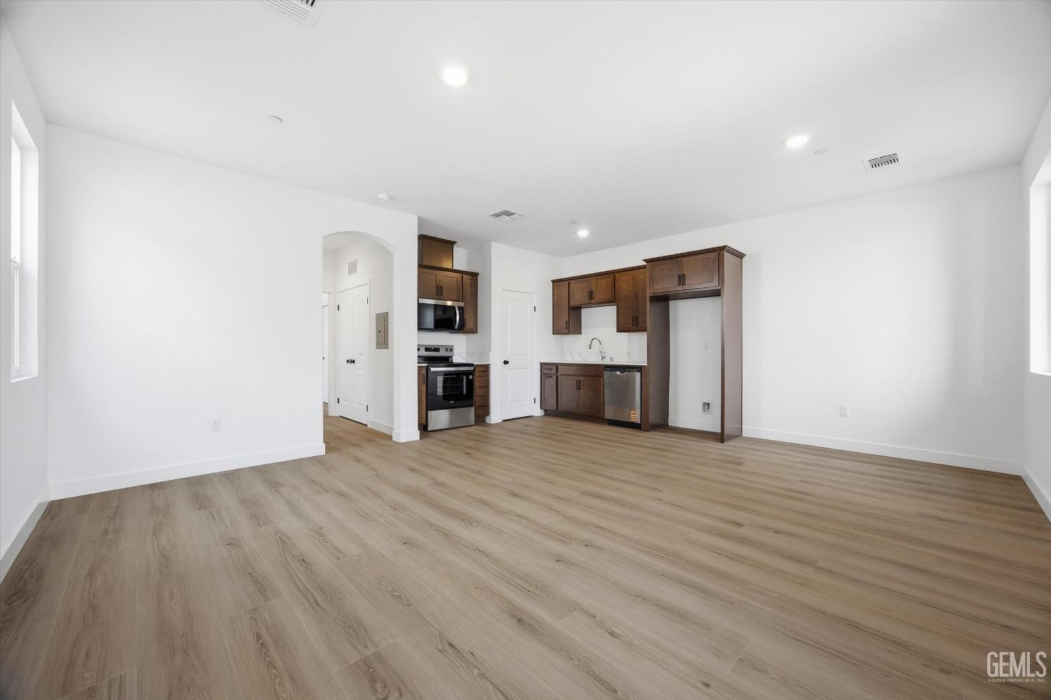 7104 Wintersweet Drive — photo 33