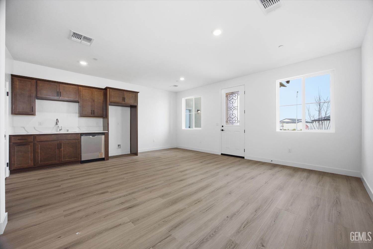 7104 Wintersweet Drive — photo 34
