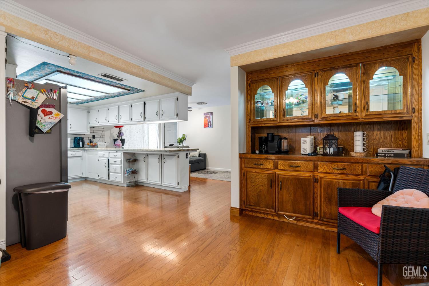 6918 Crestwood Street — photo 13