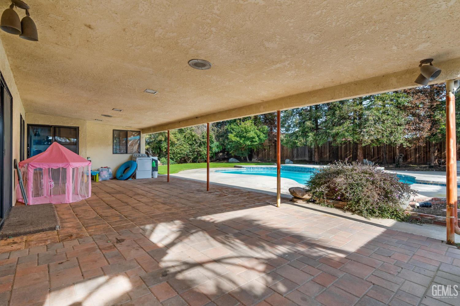 6918 Crestwood Street — photo 27