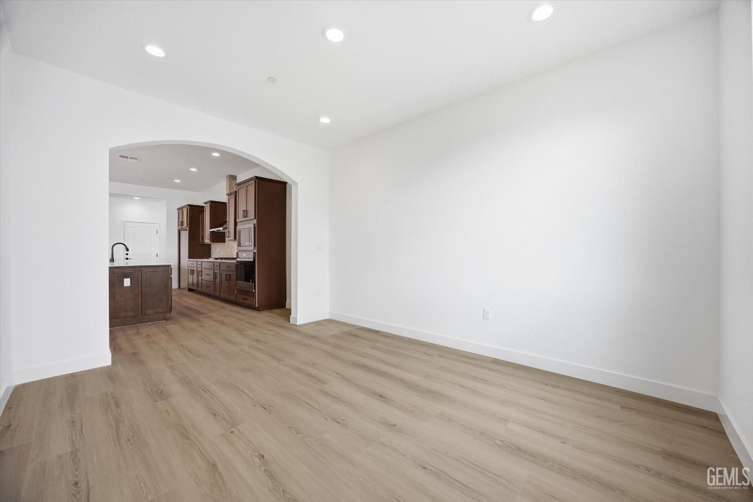 7104 Wintersweet Drive — photo 13
